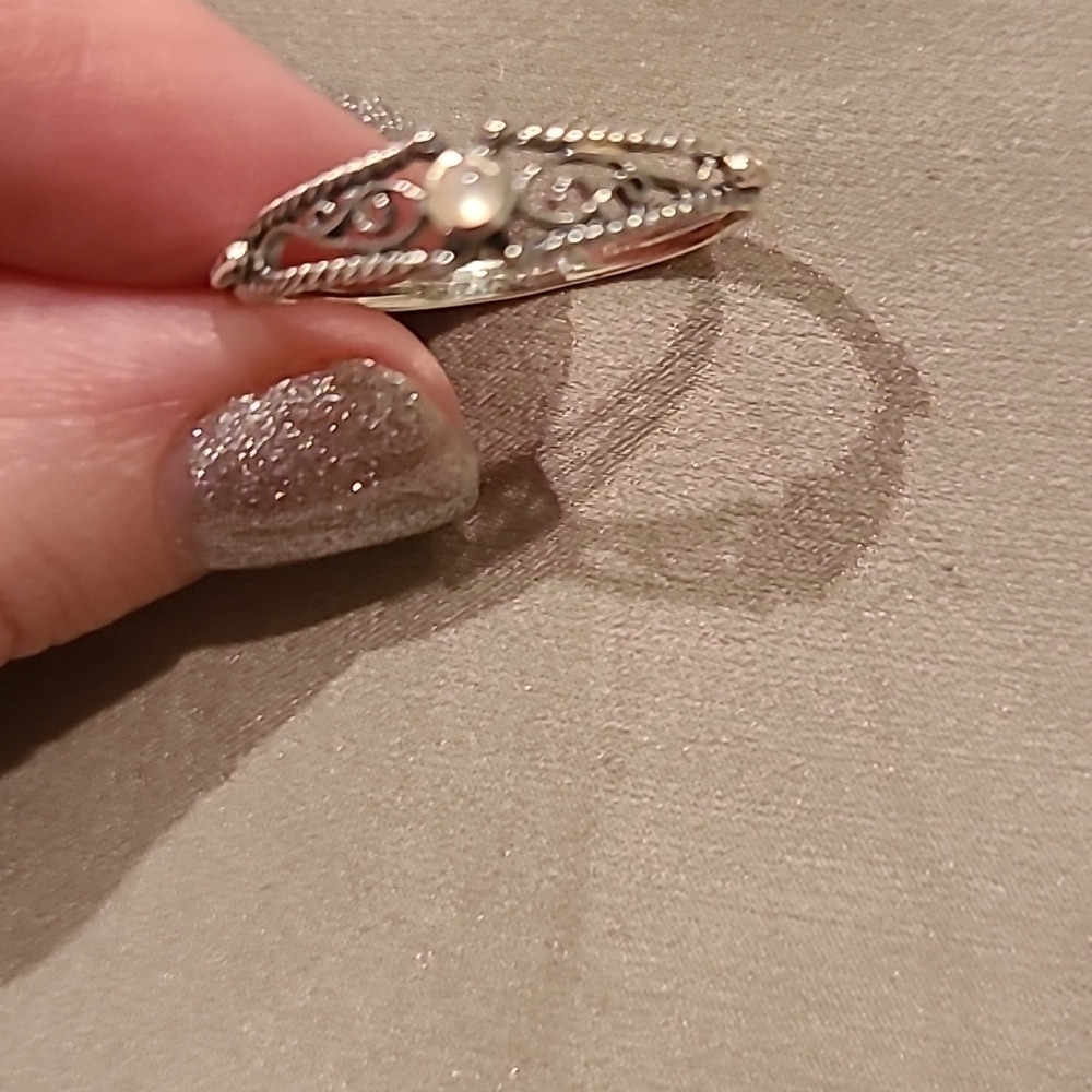 Filigree mother of pearl sterling silver ring - Picture 2 of 5